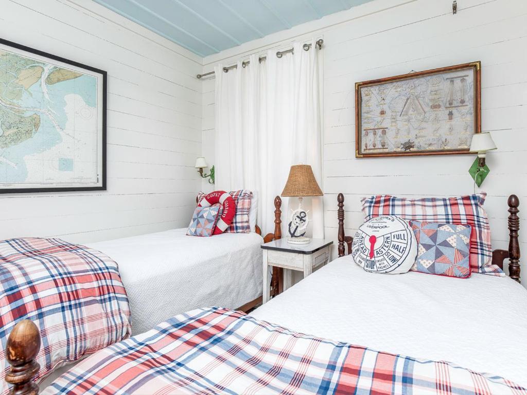 Breeze Inn Tybee Island Exteriör bild