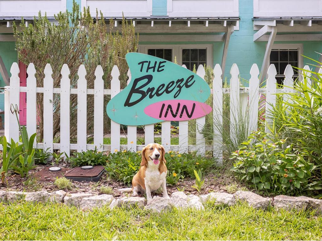 Breeze Inn Tybee Island Exteriör bild